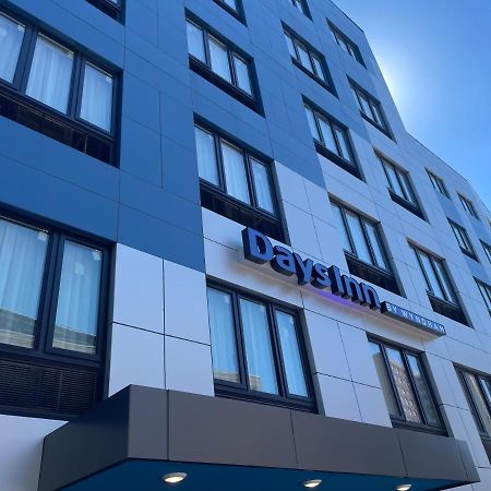 Days Inn By Wyndham Bronx Nyc نيو يورك المظهر الخارجي الصورة