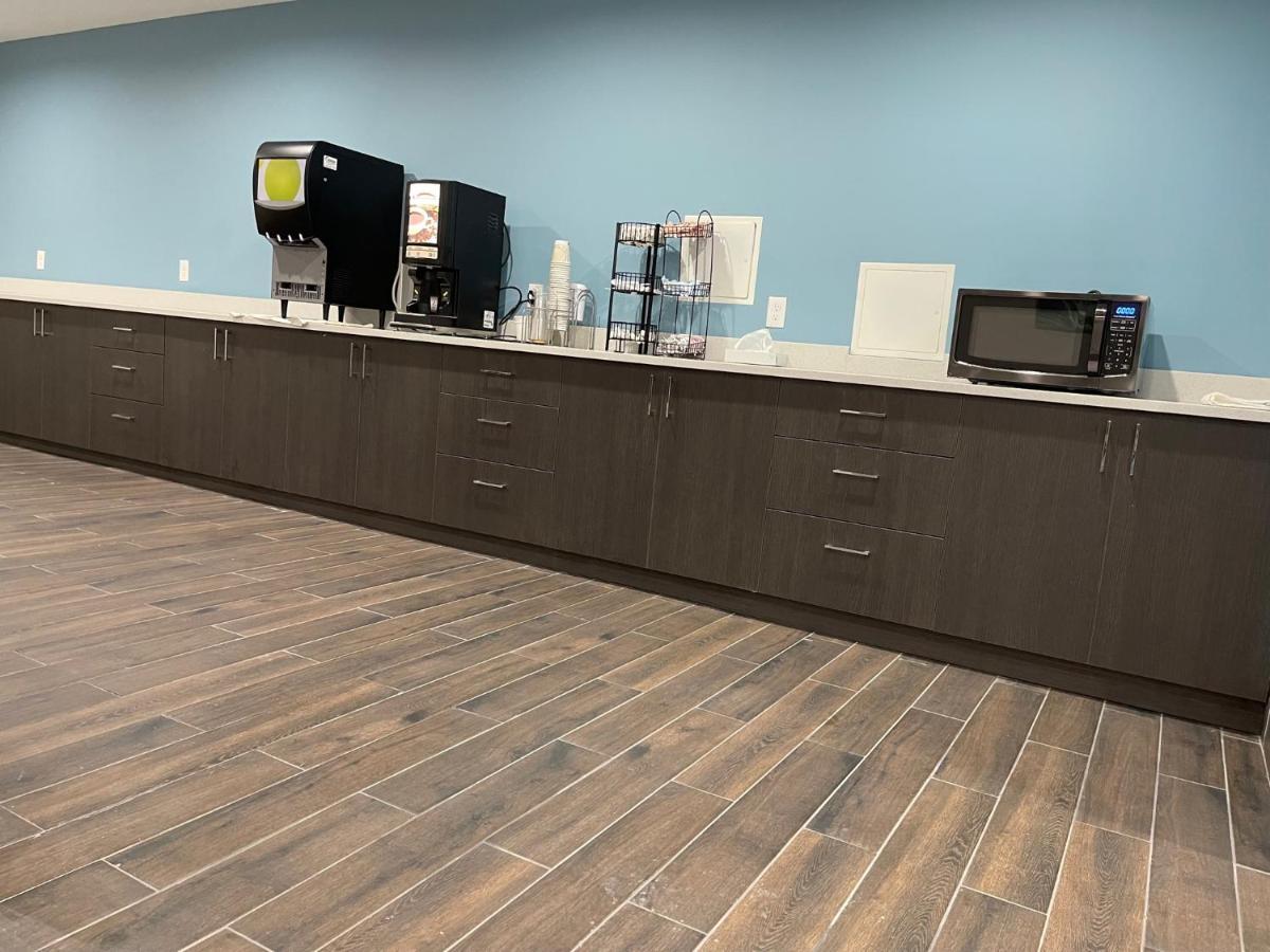 Days Inn By Wyndham Bronx Nyc نيو يورك المظهر الخارجي الصورة