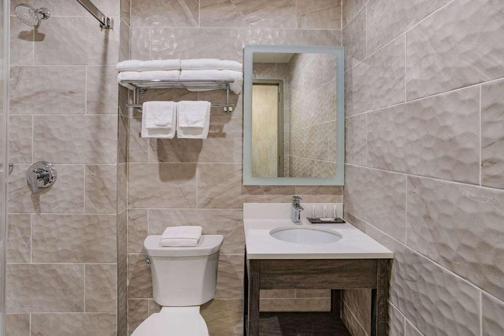 Days Inn By Wyndham Bronx Nyc نيو يورك المظهر الخارجي الصورة