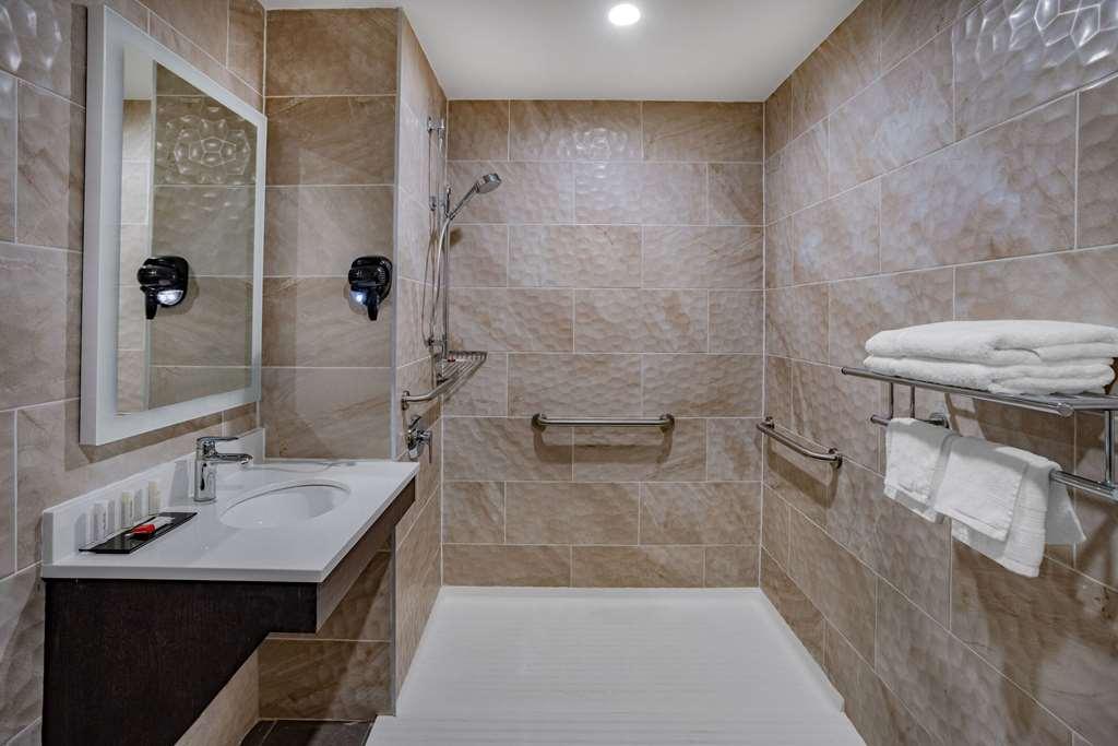 Days Inn By Wyndham Bronx Nyc نيو يورك المظهر الخارجي الصورة